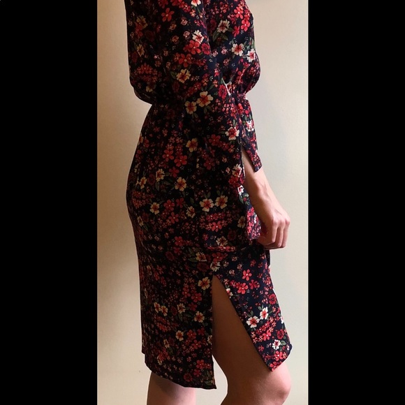 *SALE* Floral long sleeve midi dress, size medium - Picture 3 of 7